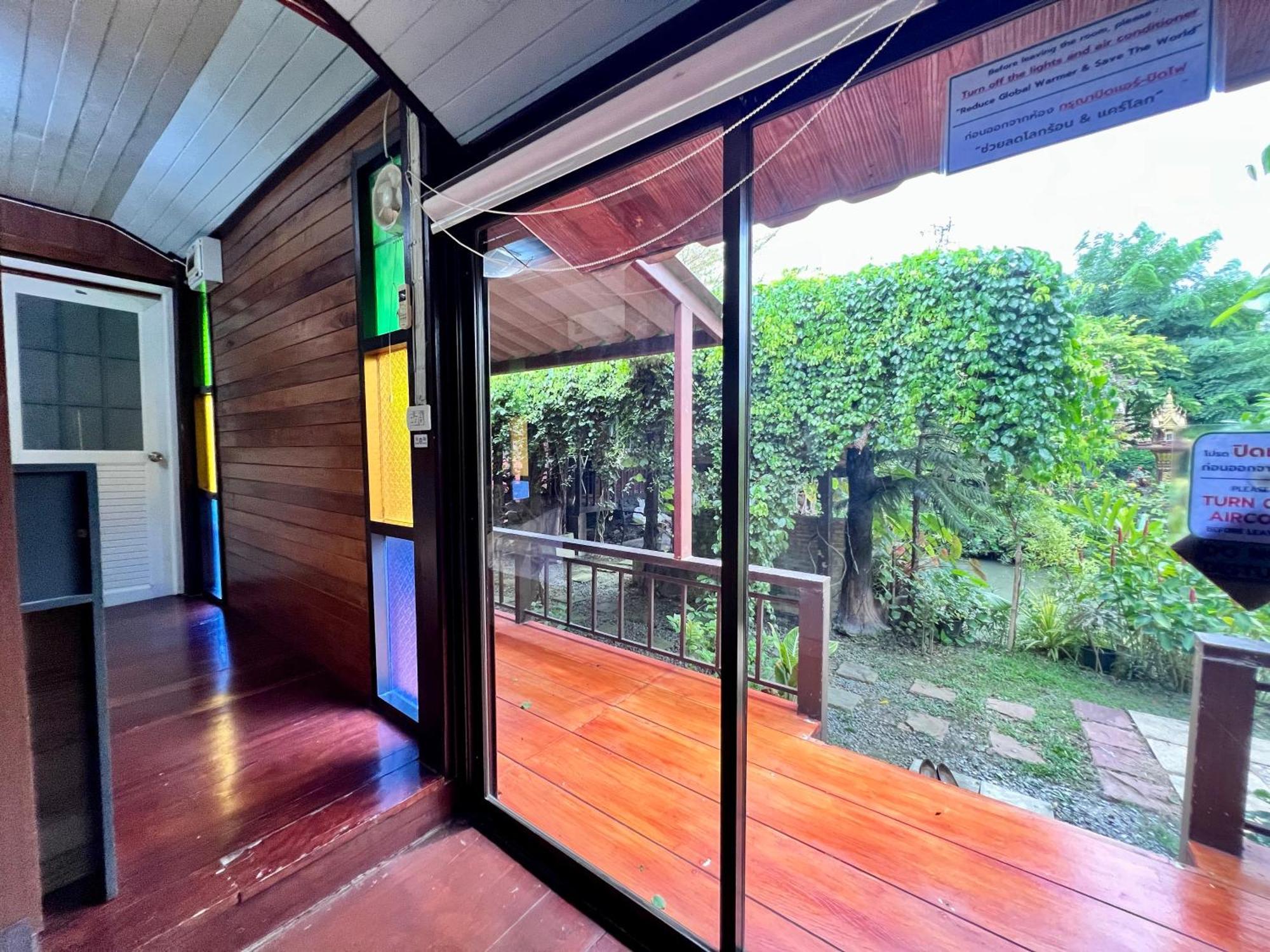 Mrt Riverside Sampran มิสเตอร์ที โฮมสเตย์-ช้องนาง Εξωτερικό φωτογραφία